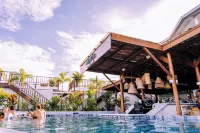 Tropical Suites Hotel - Pools