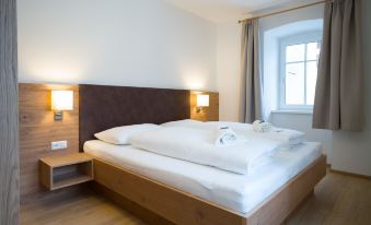 Lake View Suites Villa Julia by we Rent