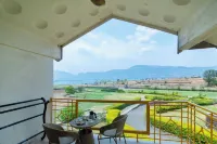 Saj by the Lake, Malshej Ghat - Bjergudsigt