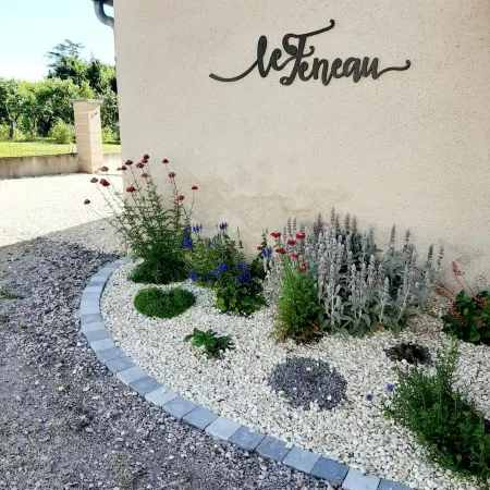 Le Feneau
