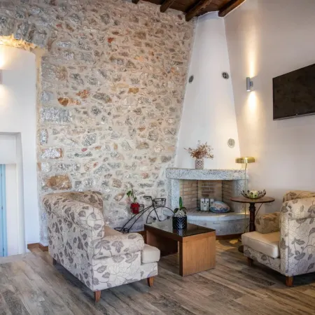 Trapela Areopolis, Boutique Hotel