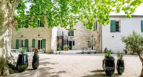 Domaine des Tilleuls Hotels in Bedoin