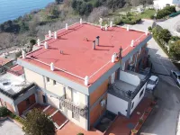 Mini Hotel - Angolo di Paradiso - Hotel berhampiran Kolam Renang Scandone