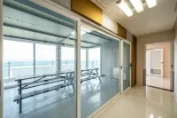 Pohang Pinewave Sea & Spa Pension