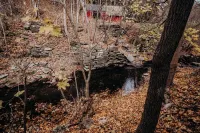 Charming & Historic 3-bedroom house in sleepy Gibson with Wifi, AC & hot tub