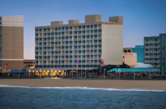 Hampton Inn Virginia Beach-Oceanfront South Отели в г. 