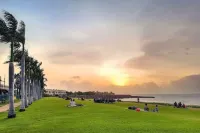 Zen Marina Bayview Balcony Executive Suite Hotels in Larrakeyah