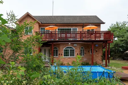 The Hue Largo Bundang Отели рядом с достопримечательностью «Университет Данкука»