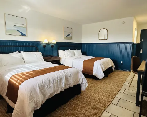 Budget Host East End Hotel in Riverhead - Swimmingpools