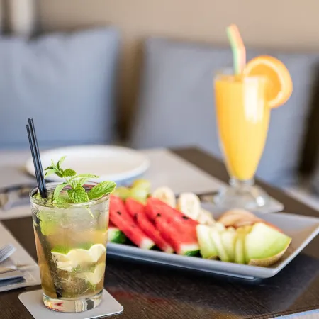 Kavos Hotel & Suites
