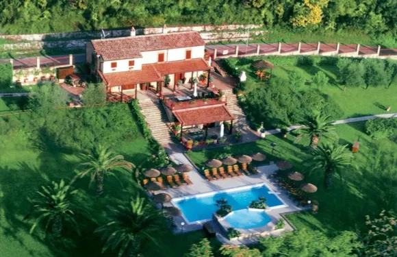 太陽谷鄉村別墅酒店