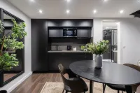 E41 - Trendy Boutique Apartments - Prime Spot by Bqa Hotels in 