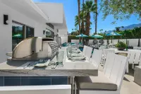 팜 스프링스의 바우하우스 에스테이트