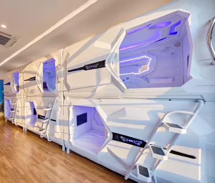 ドルミトス - ホステル 大人限定