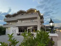 Hotel Holiday - parking
