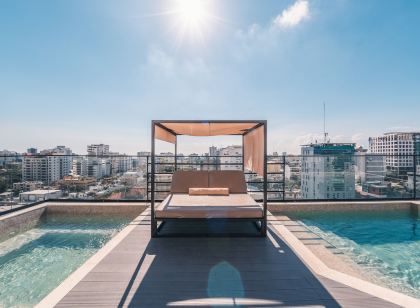 Regatta Living Hotel by Mint