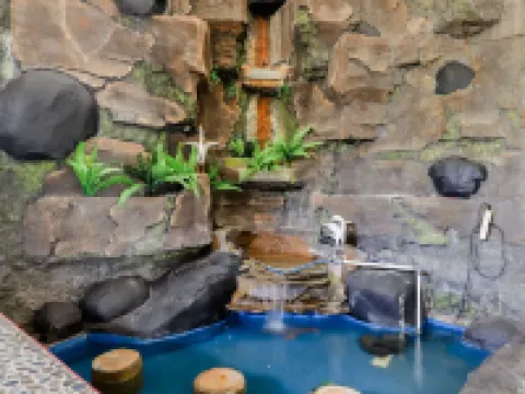 Dewisri Homestay Hotels in Pajangan
