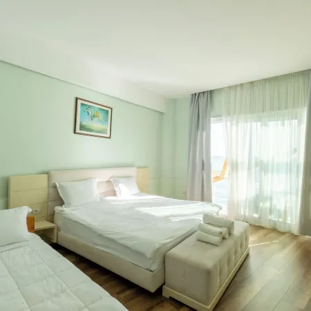 Ventus Harbor Hotel