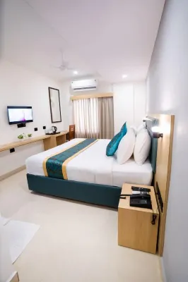 ซันไรส์ บิซิเนส โฮเทล โรงแรมใน