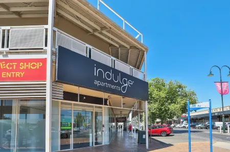 Indulge Apartments - CBD