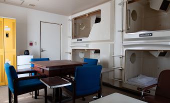 Men's Only Capsule Hotel Asahi Plaza Shinsaibashi