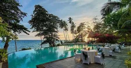 Asana Biak Papua Hotel Отели рядом с Международный аэропорт имени Франса Каисиепо