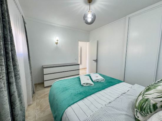 Albufeira Town Apartment by Homing