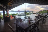 Deco Stop Lodge فنادق في Dany Island