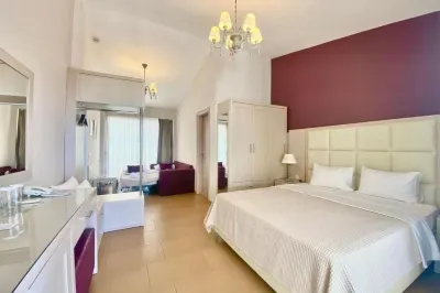 Rahoni Cronwell Hotel by Diomedes Group