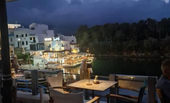 Harbour Lights by Smaris Collection