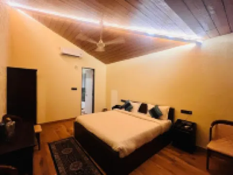 NidhiVann Wellness Retreat Resort Pench