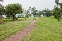 ngirisi hill silverback  lodge-bwindi Hotels in Kinkiizi