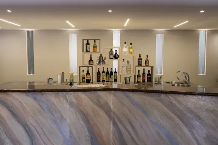 Kristall Palace Hotel Отели в г. Атена-Лукана