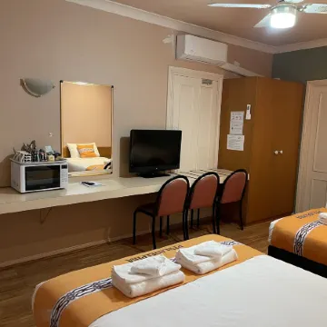 Philadelphia Motor Inn