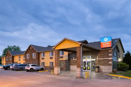 SureStay Plus Hotel by Best Western Kearney Liberty North