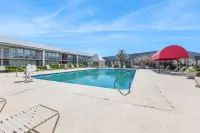 Ramada by Wyndham Houma فنادق في بايو كاين