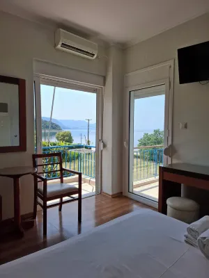Elena Hotel Các khách sạn ở Dafnousia