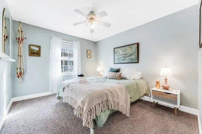 4-Bedroom Family-Friendly Home in Morgantown, WV Near Cheat Lake