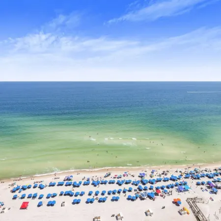 New Listing Phoenix West 2102 Beachfront Bliss With Lazy River and Beach Views
