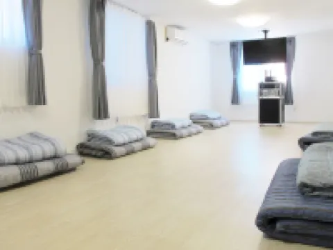 Seorak Mt., the East Sea and Hot Spring Hotels near Sinheungsa Temple