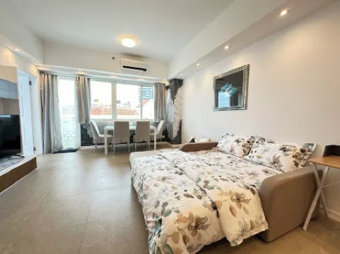 La Mirada Hotel and Serviced Apartments