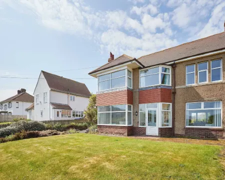 Host & Stay - Chirnells Hotels in Bamburgh