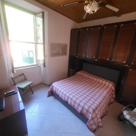 Quiet and independent small apartment CIN. IT011019C24QB2TBIQ Отели рядом с достопримечательностью «Пляж Феджина»