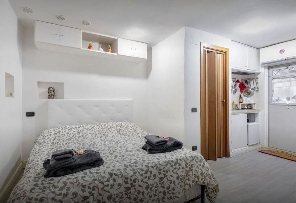 Rome Studio Historic Center Rome - 0223712000li5fhm10295 R 960 660 R5 D