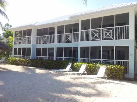 Kaibo Vacation 50ft From The Water - Ground Floor Unit Отели в г. Rum Point