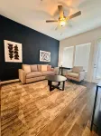 Cozy apartment in pleasant Leander with WiFi, AC Hotels in Leander