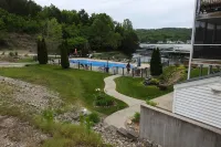 Welcome to our condo on the Lake!