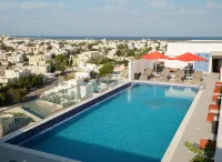 Studio M Muscat - Pool