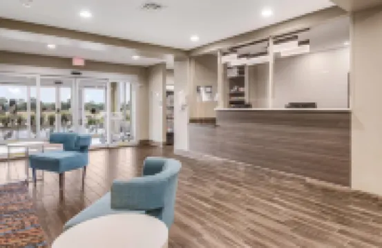 發現美國公園速8酒店 奧拜恩縣酒店