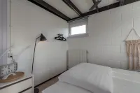 Bungalow in Sint Maartenszee Near Sandy Beach